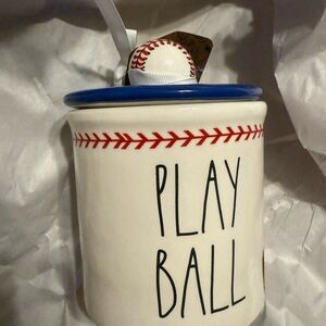 RAE DUNN x Peanuts Themed Ceramic Jar w Lid NEW “PLAY BALL” Canister Double Sid